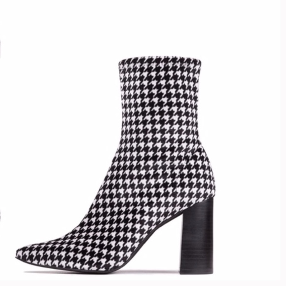 Jeffrey Campbell Black and White Houndstooth Ankle Boots - Picture 1 of 5